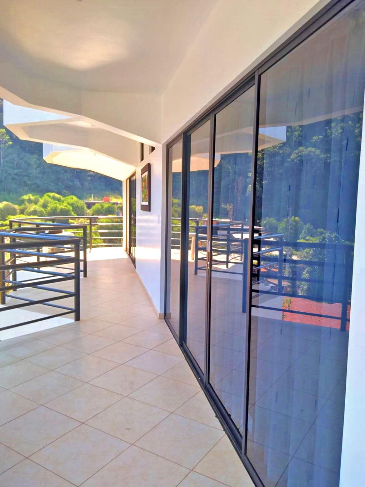 Hotel El Tirol San Ramón Exteriör bild