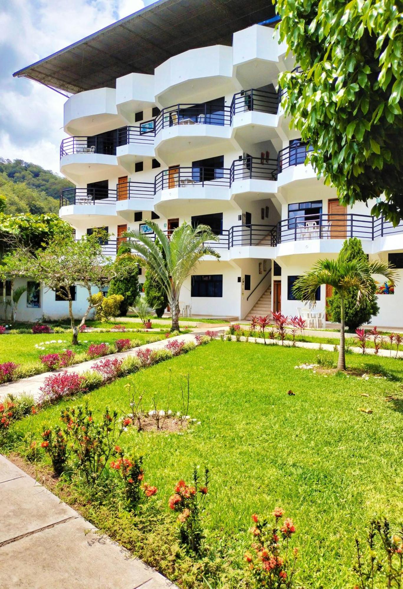 Hotel El Tirol San Ramón Exteriör bild